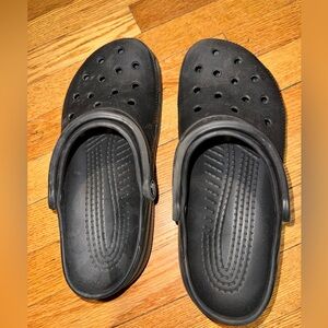 Black Crocs Women’s 9 men’s 7